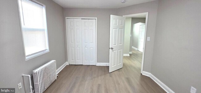 Building Photo - 3207 11th Pl SE