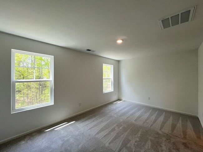 Building Photo - 658 Mirkwood Ave