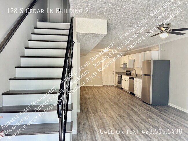 Building Photo - 128 S Cedar Ln