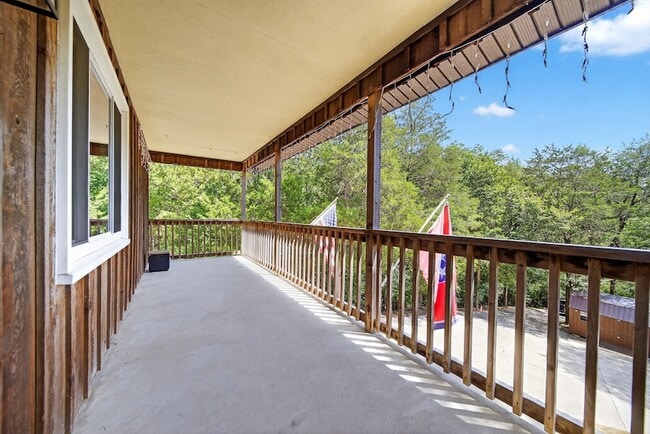 Building Photo - 3390 Tyree Springs Rd