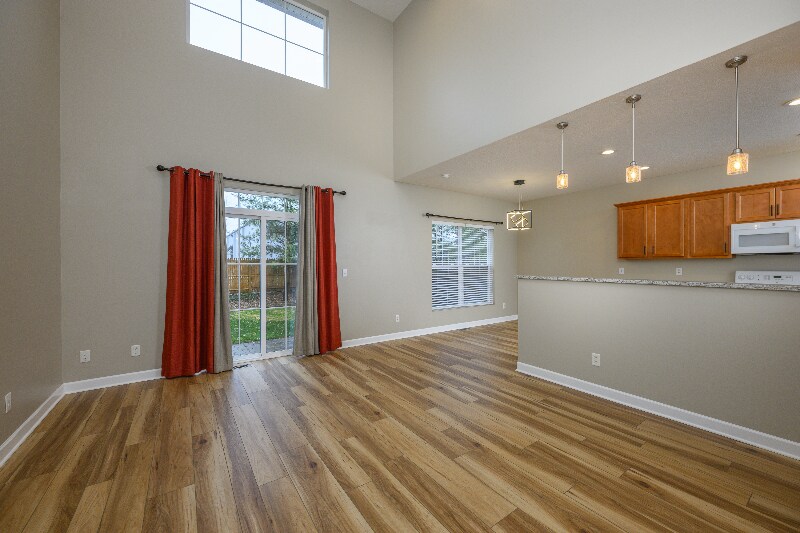 Building Photo - 347 Sheraton Dr NW
