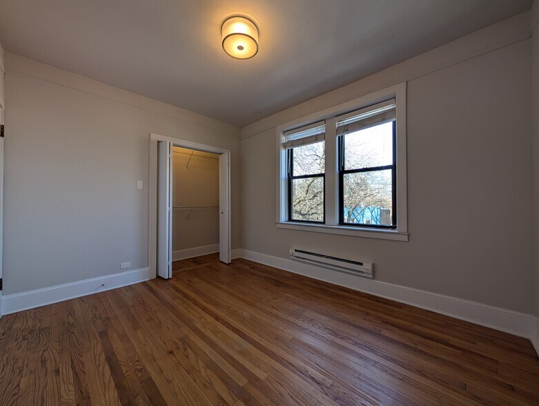 Building Photo - 2329 N Rockwell St