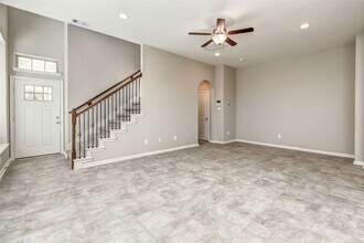 Building Photo - 172 Axlewood Ct
