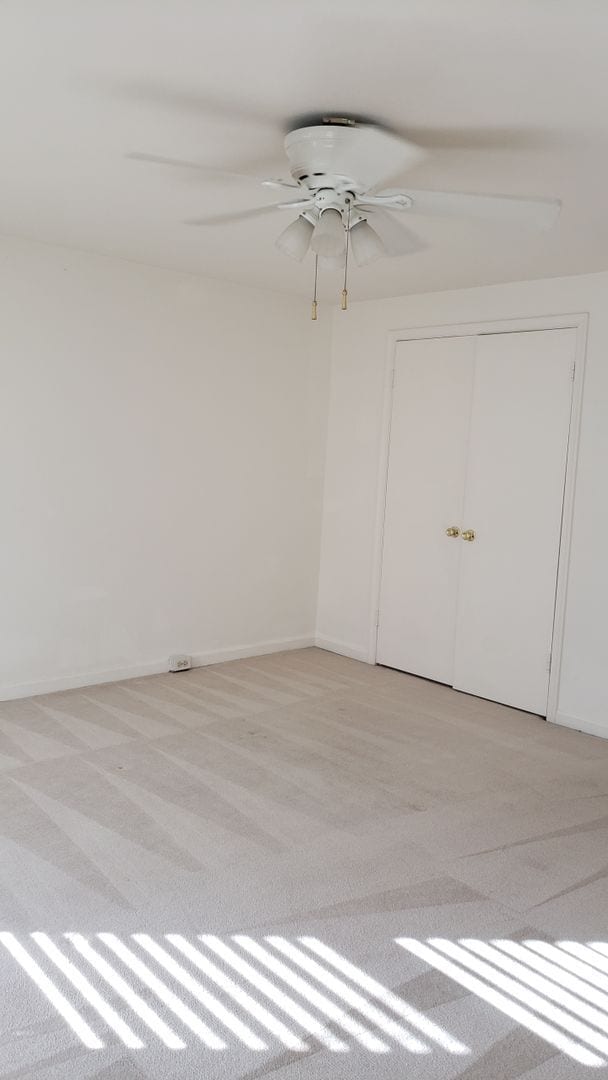 Building Photo - Convenient Location and Great Price!