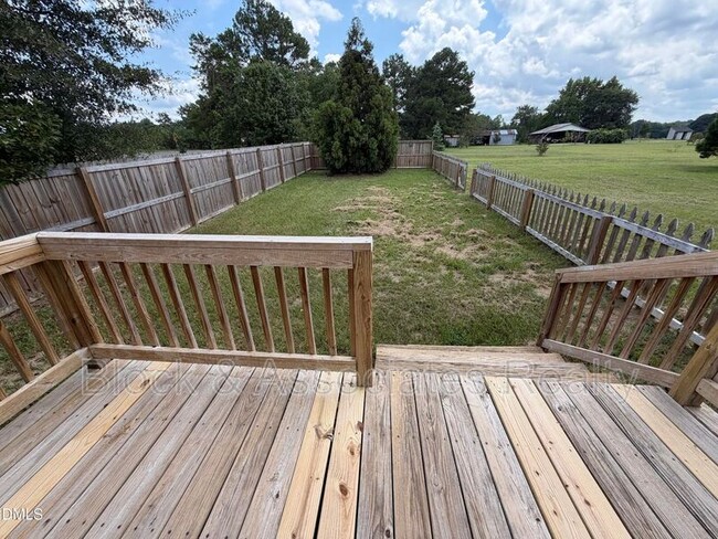 Building Photo - 4247 Spring Hill Church Rd