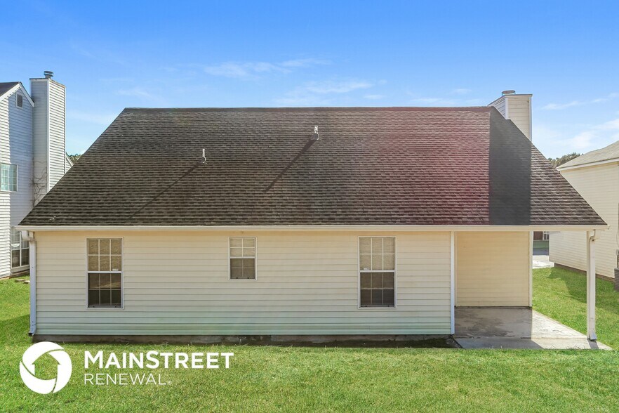 Building Photo - 8147 Mountain Pass