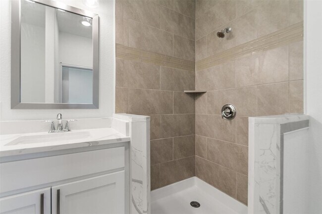 Building Photo - 2105 Tiger Trail