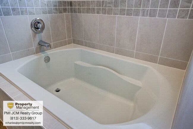 Building Photo - Magnificent, New Construction Winter Haven...