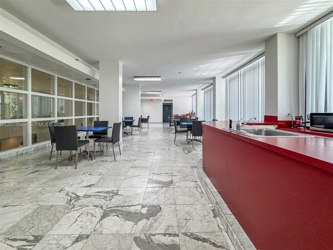 Building Photo - 9341 Collins Ave