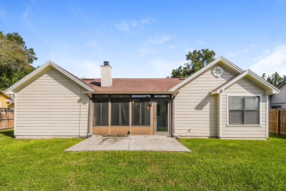 Building Photo - 8850 Cherry Hill Dr