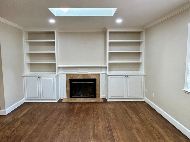 Building Photo - Charming Santa Clara Home – Prime Location...