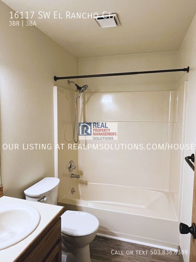 Building Photo - 16117 SW El Rancho Ct