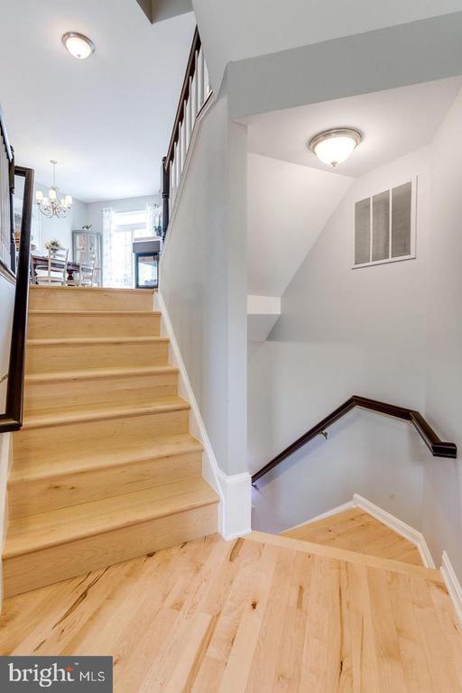 Building Photo - 6485 Sutcliffe Dr