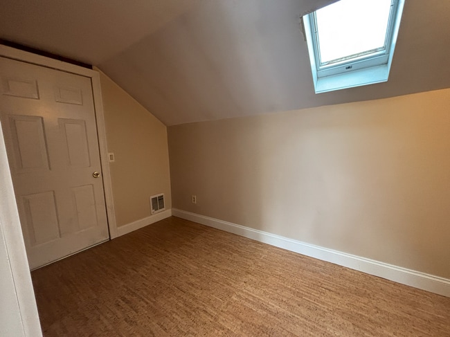 Building Photo - 113 Exchange St