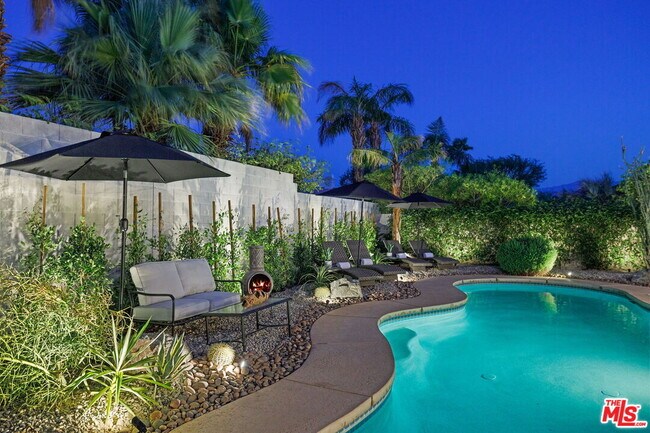 Building Photo - 4 Cartier Ct