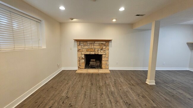 Building Photo - 10176 S 360 E