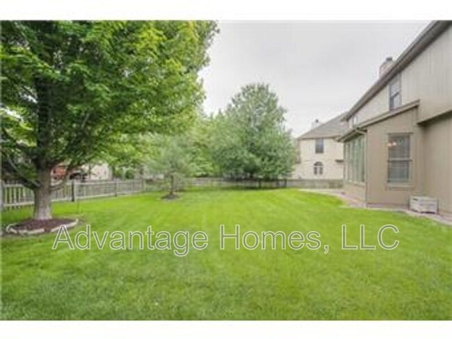 Building Photo - 14117 Parkhill Ln