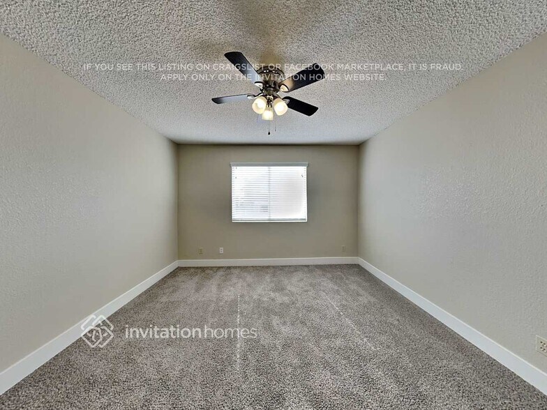 Building Photo - 1401 Lucia Dr