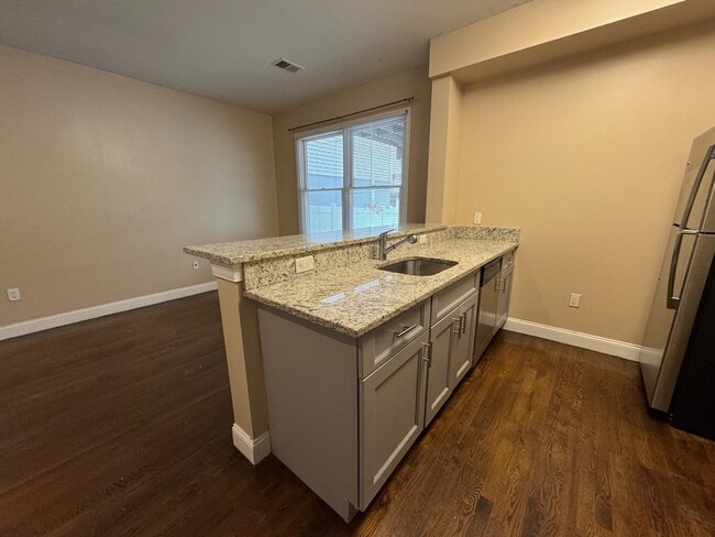 Building Photo - 16 Fisk St