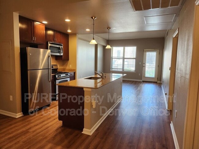 Building Photo - 1975 N Grant St