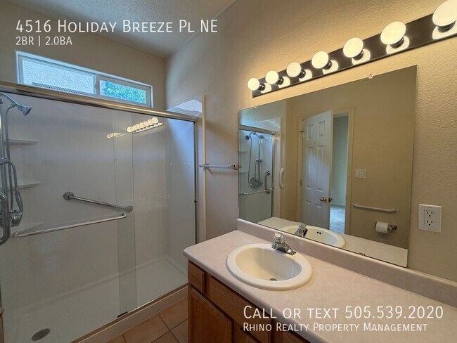 Building Photo - 4516 Holiday Breeze Pl NE