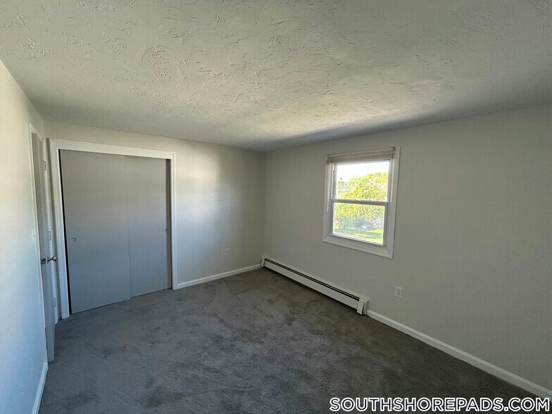 Building Photo - 38 Dean St.