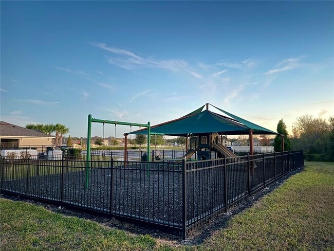 Building Photo - 5556 Siltstone St