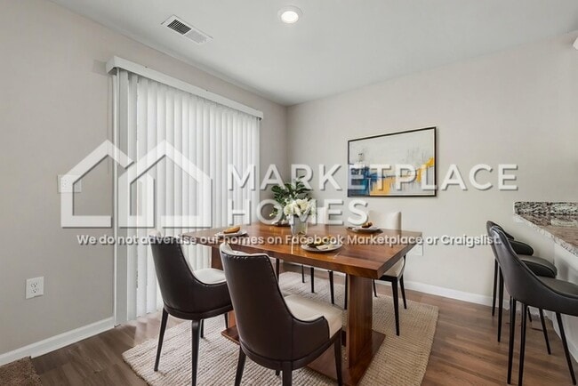 Building Photo - 3354 Brighton Dr