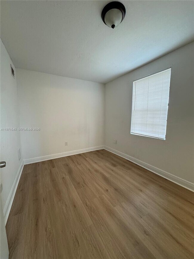 Building Photo - 1068 NW 5th St