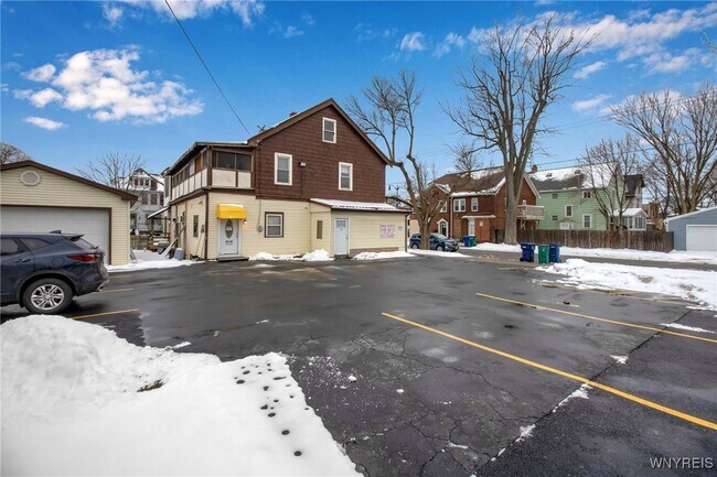 Building Photo - 314 Abbott Rd