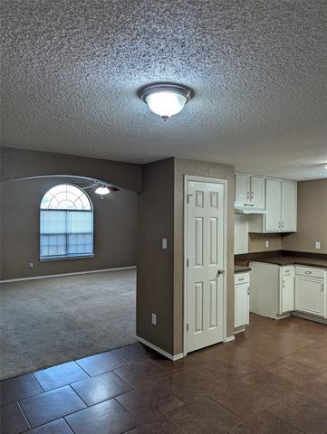 Building Photo - 700 Flamingo Dr