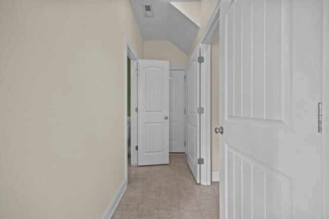 Building Photo - Welcome to Sabiston Heights!