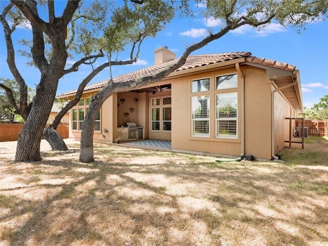 Building Photo - 3001 Noack Dr