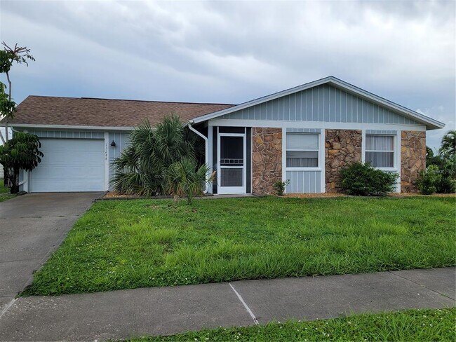 Primary Photo - 13288 Fowler Ave