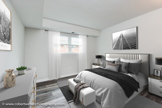 Building Photo - 531 N Ridge-209