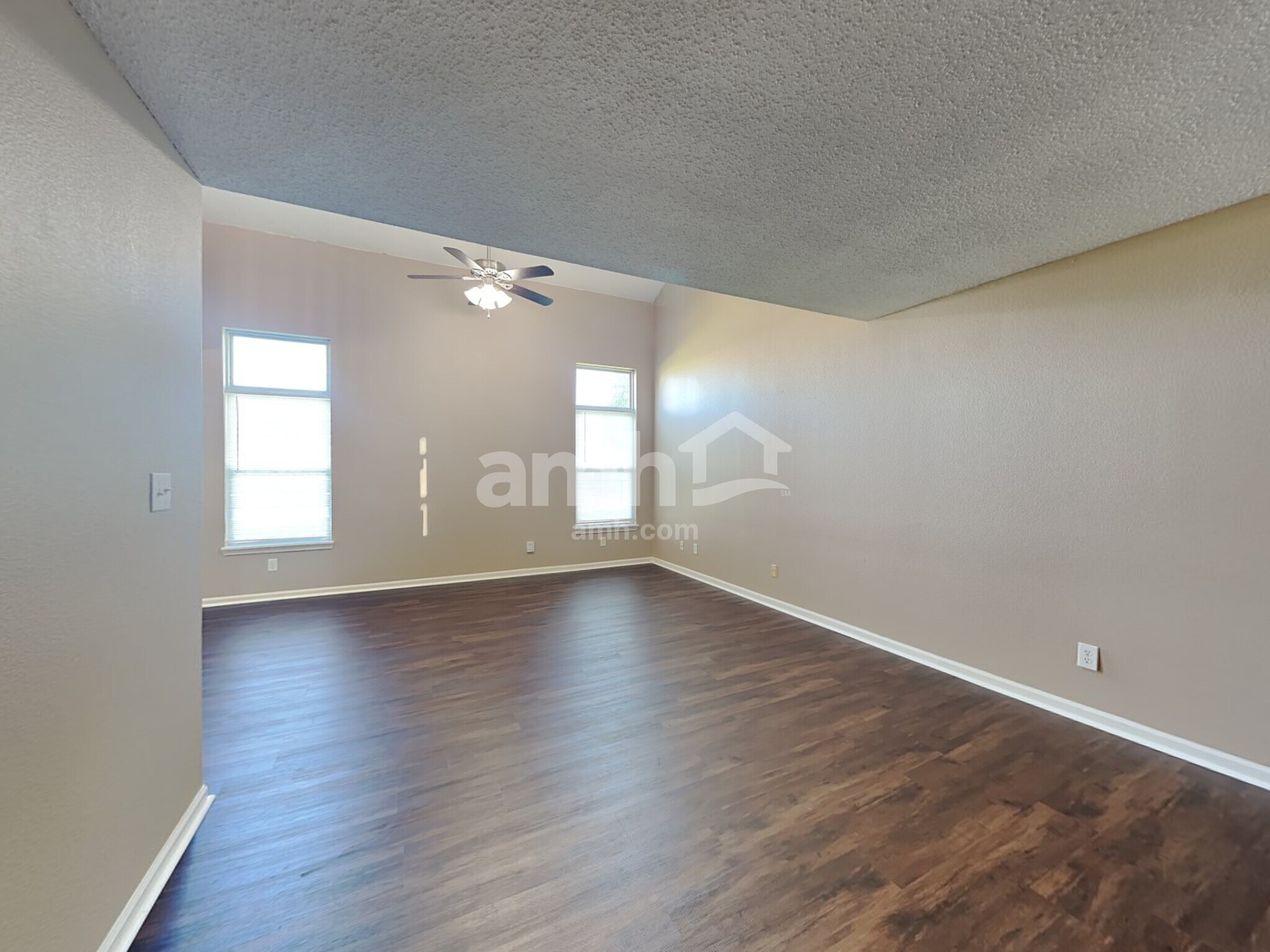 Building Photo - 1387 Egret Ln