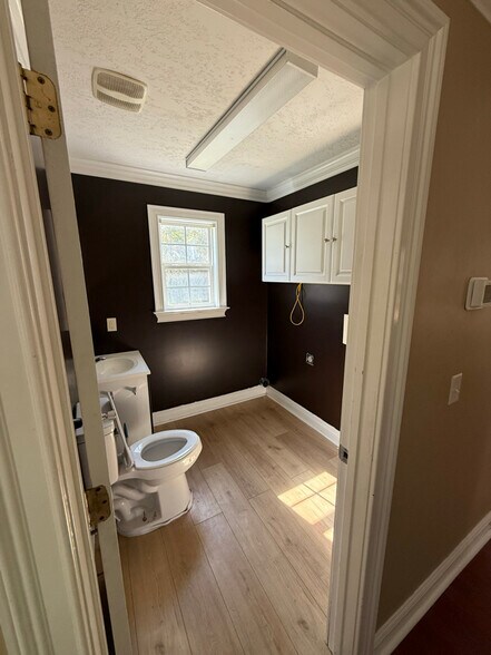 Building Photo - 168 Creekside Manor Rd