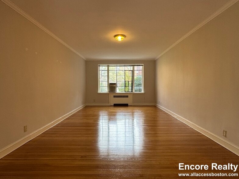 Building Photo - 111 Longwood Ave