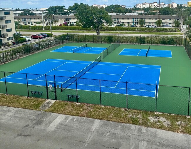 Building Photo - 1401 S Federal Hwy