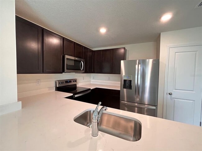 Building Photo - 8241 SW 67th Ave