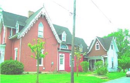 Building Photo - 101 S Kemp St