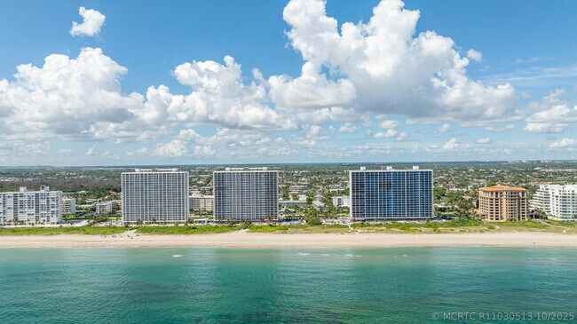 Building Photo - 2700 Banyan Rd