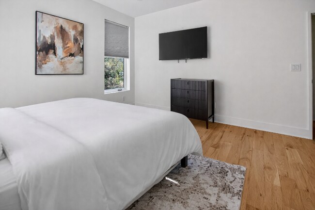 Building Photo - 1273 Danner St SE