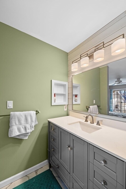 Building Photo - 709 Gazebo Cir