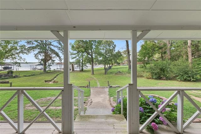 Building Photo - 323 Dyer Cir