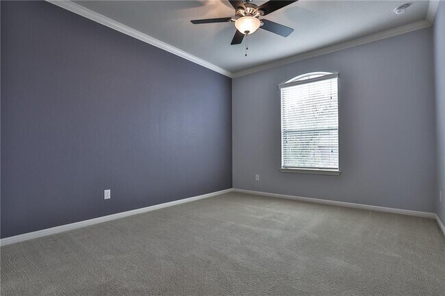 Building Photo - 11400 W Parmer Ln