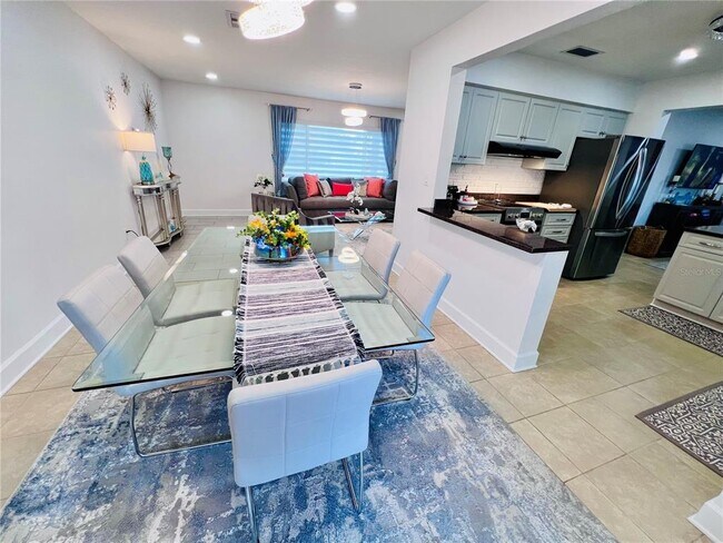 Building Photo - 13607 101st Terrace