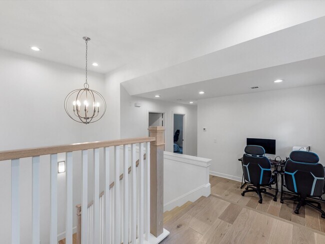 Building Photo - 2147 Colquitt St