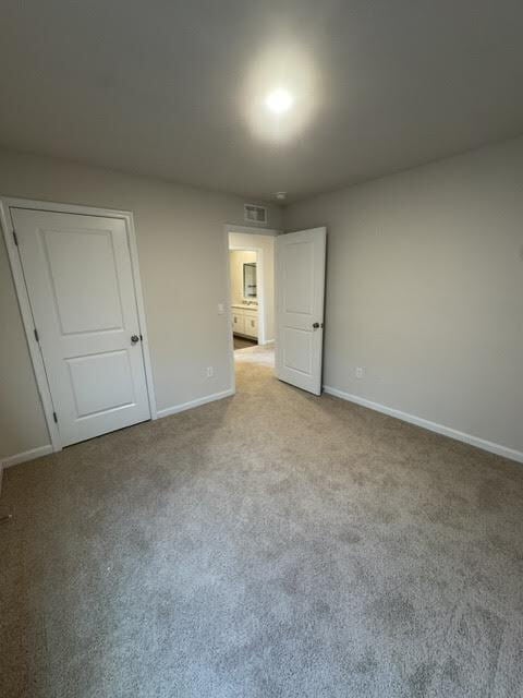 Building Photo - Spacious 5-Bedroom Home with Finished Basement on Corner Lot in Stephens City