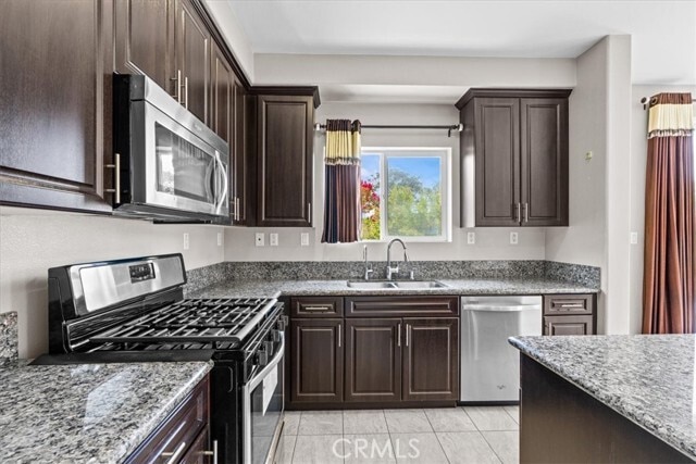 Building Photo - 915 S Belterra Way